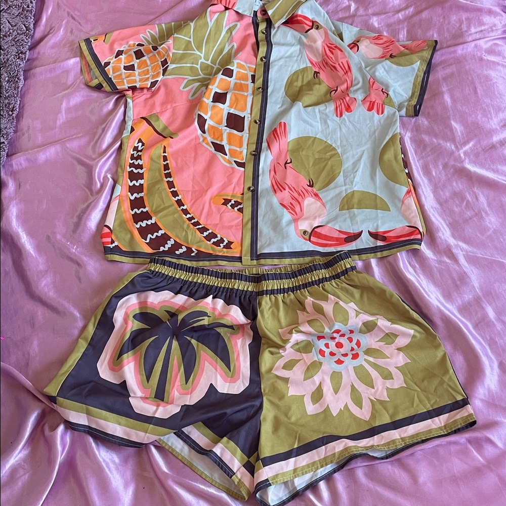 Fashion Nova Tropical Two Piece Set 🩷 - Picture 2 of 3